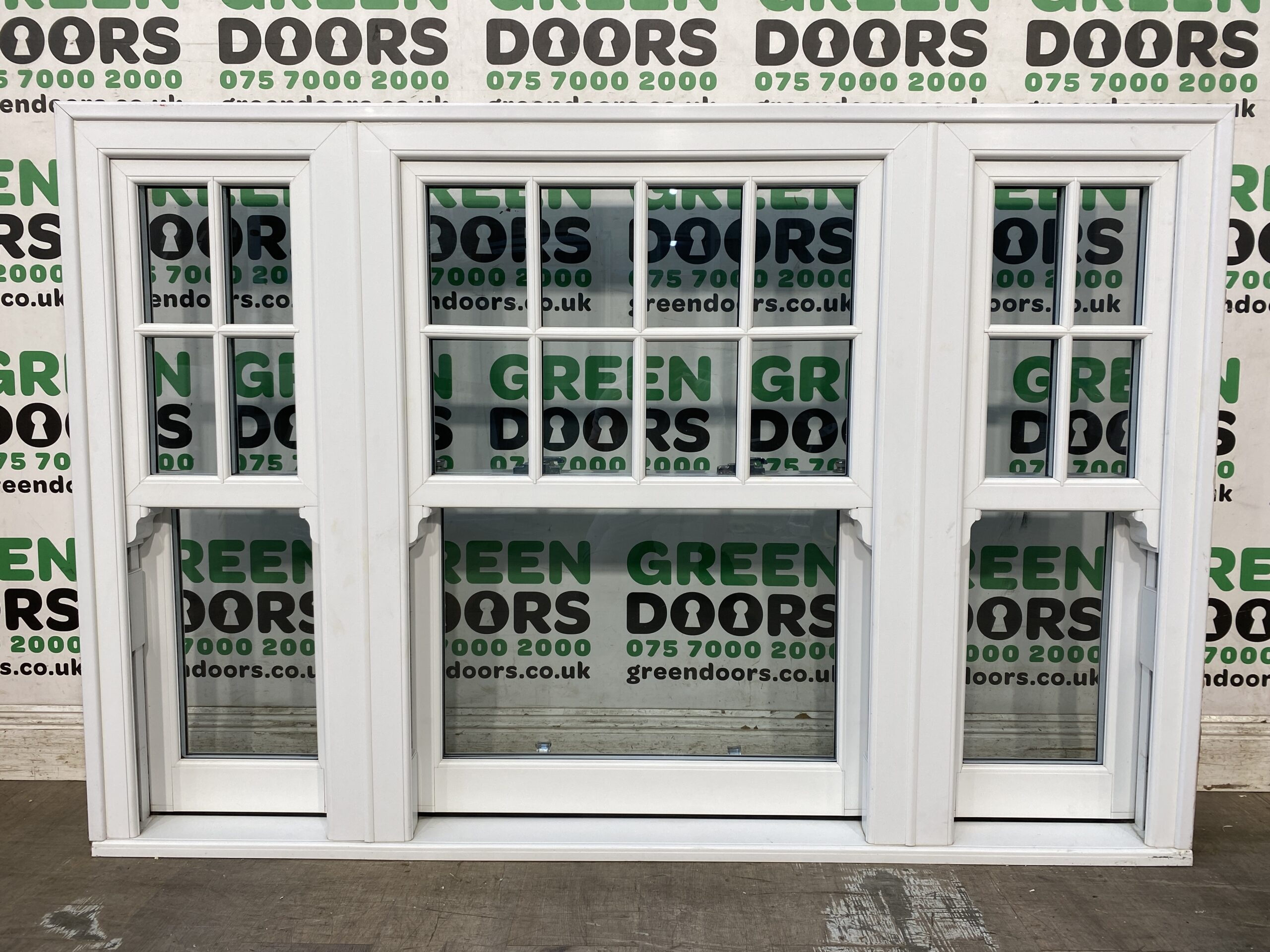 WIDE UPVC BOX SASH WINDOW EXTERNAL EXTERIOR 3 OPENING GEORGIAN BARS HERITAGE