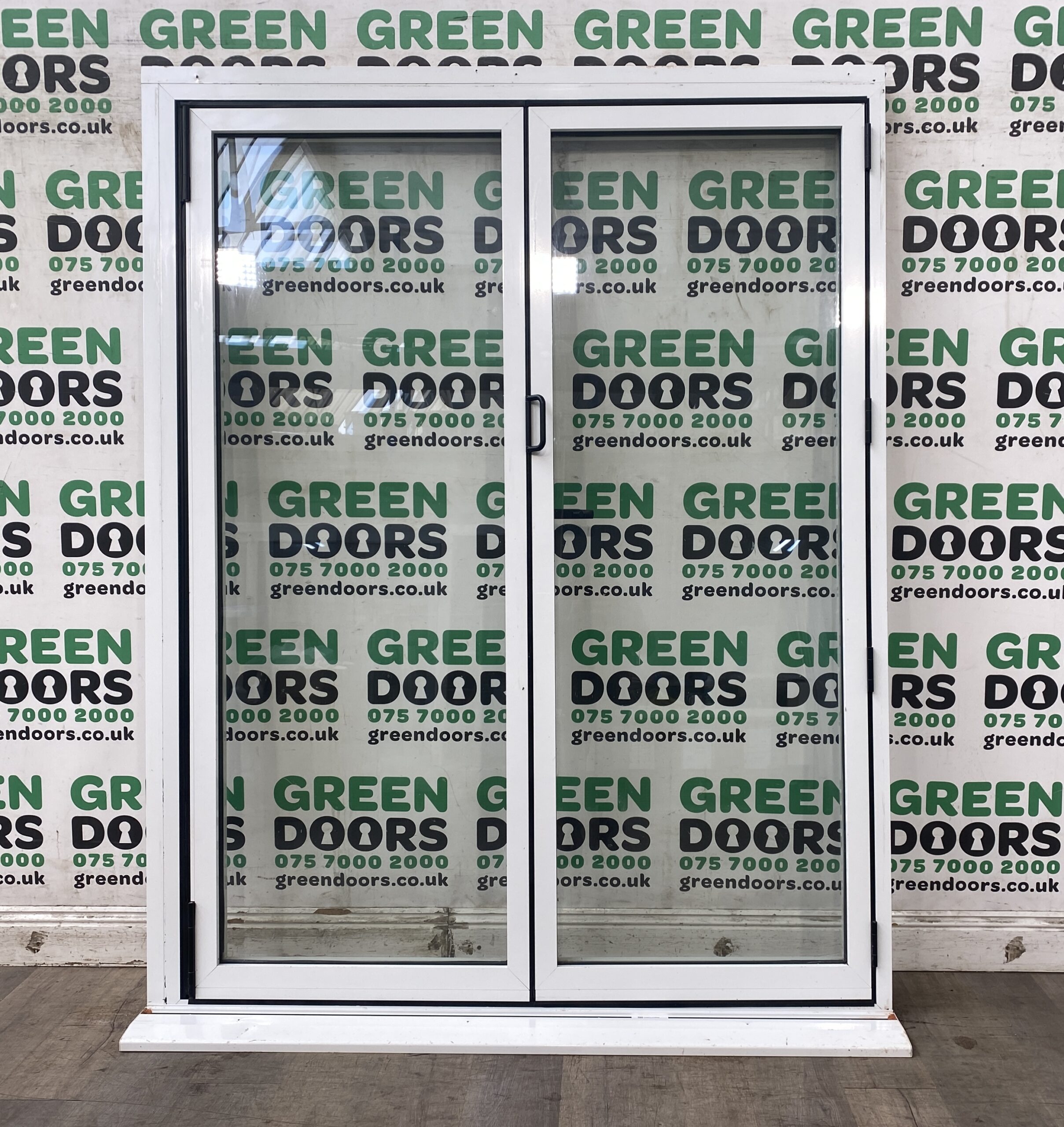 WHITE ALUMINIUM BI-FOLDING DOORS EXTERNAL EXTERIOR DOUBLE GLAZI ALI SLIDERS PATI