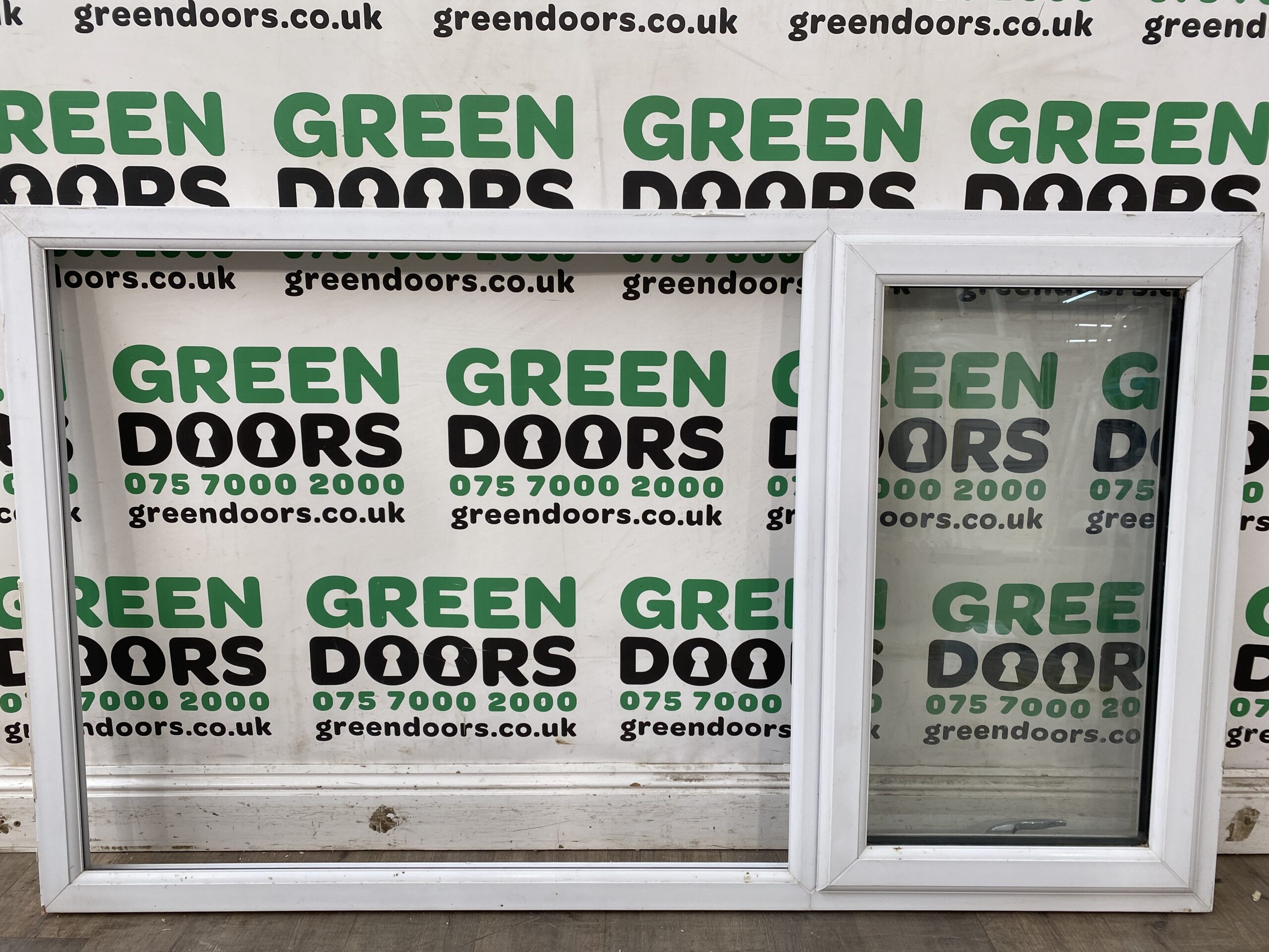 UPVC WIDE CASEMENT WINDOW PLASTIC EXTERNAL EXTERIOR BIG PLASTIC WHITE USED