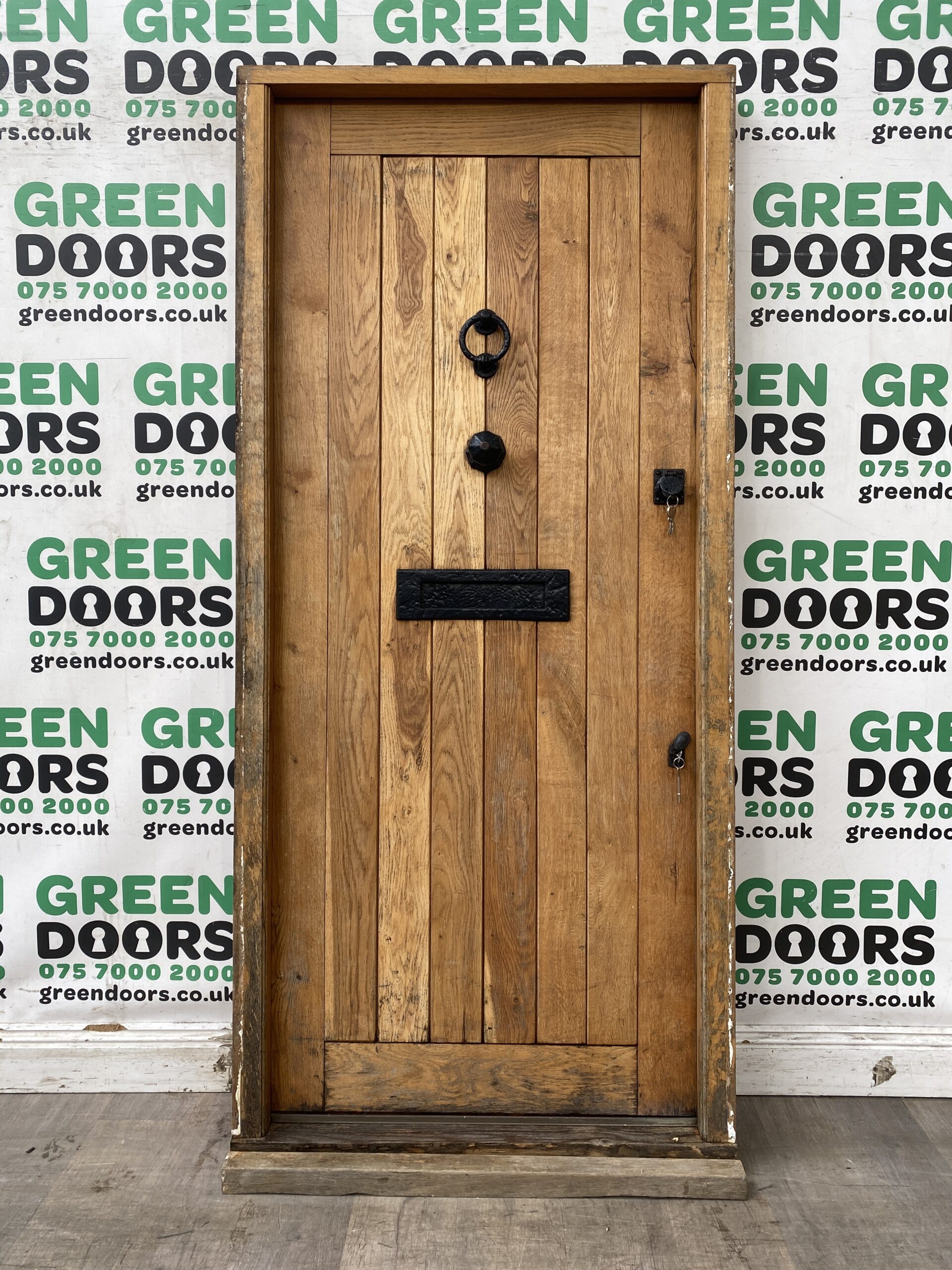 SOLID OAK FRONT DOOR HARDWOOD TIMBER VARNISHED EXTERNAL EXTERIOR WOODGRAIN WOODE