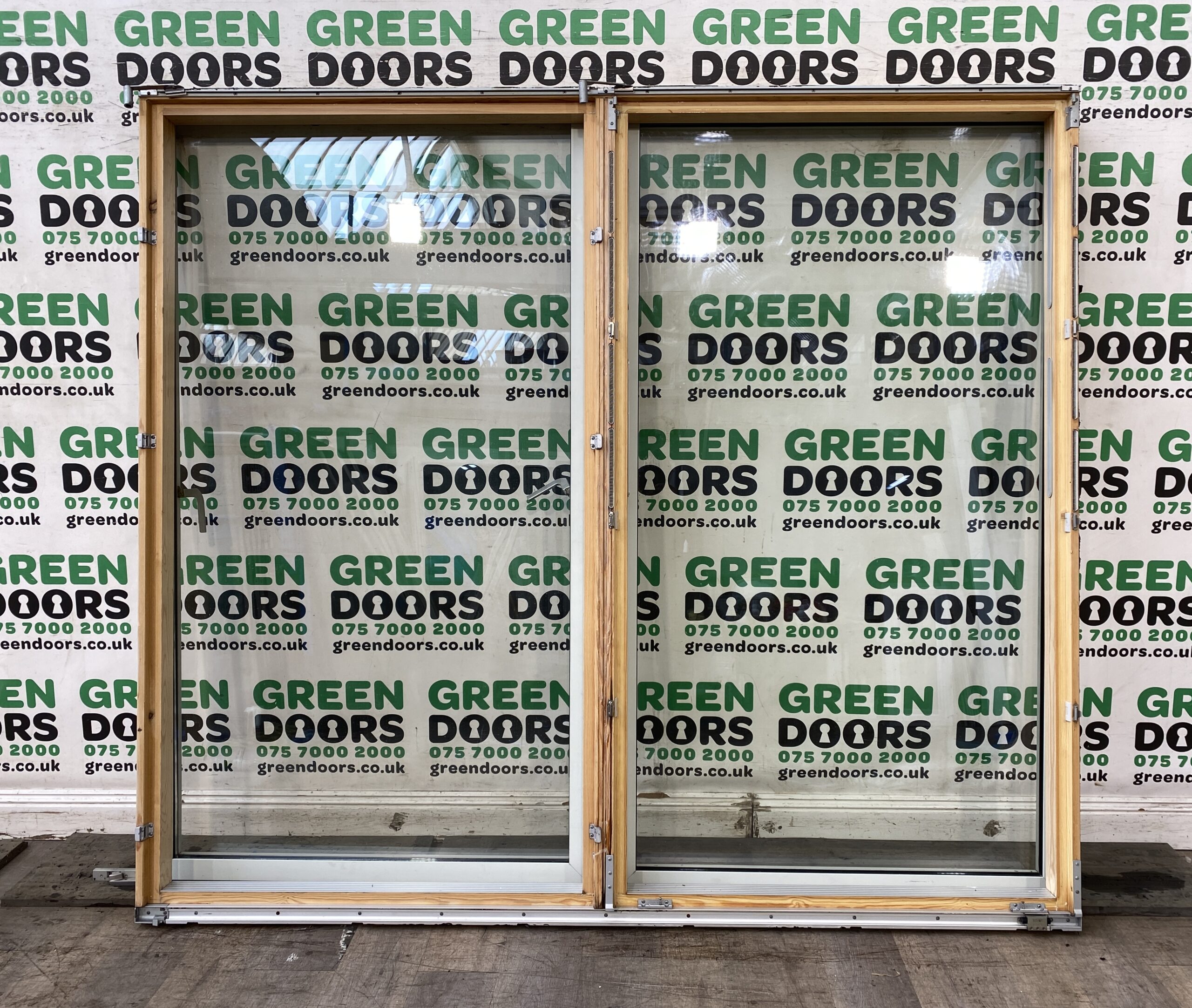 ALUCLAD VELFAC SLIDING DOORS AUMINIUM WOODEN WHITE EXTERNAL DOUBLE GLAZED