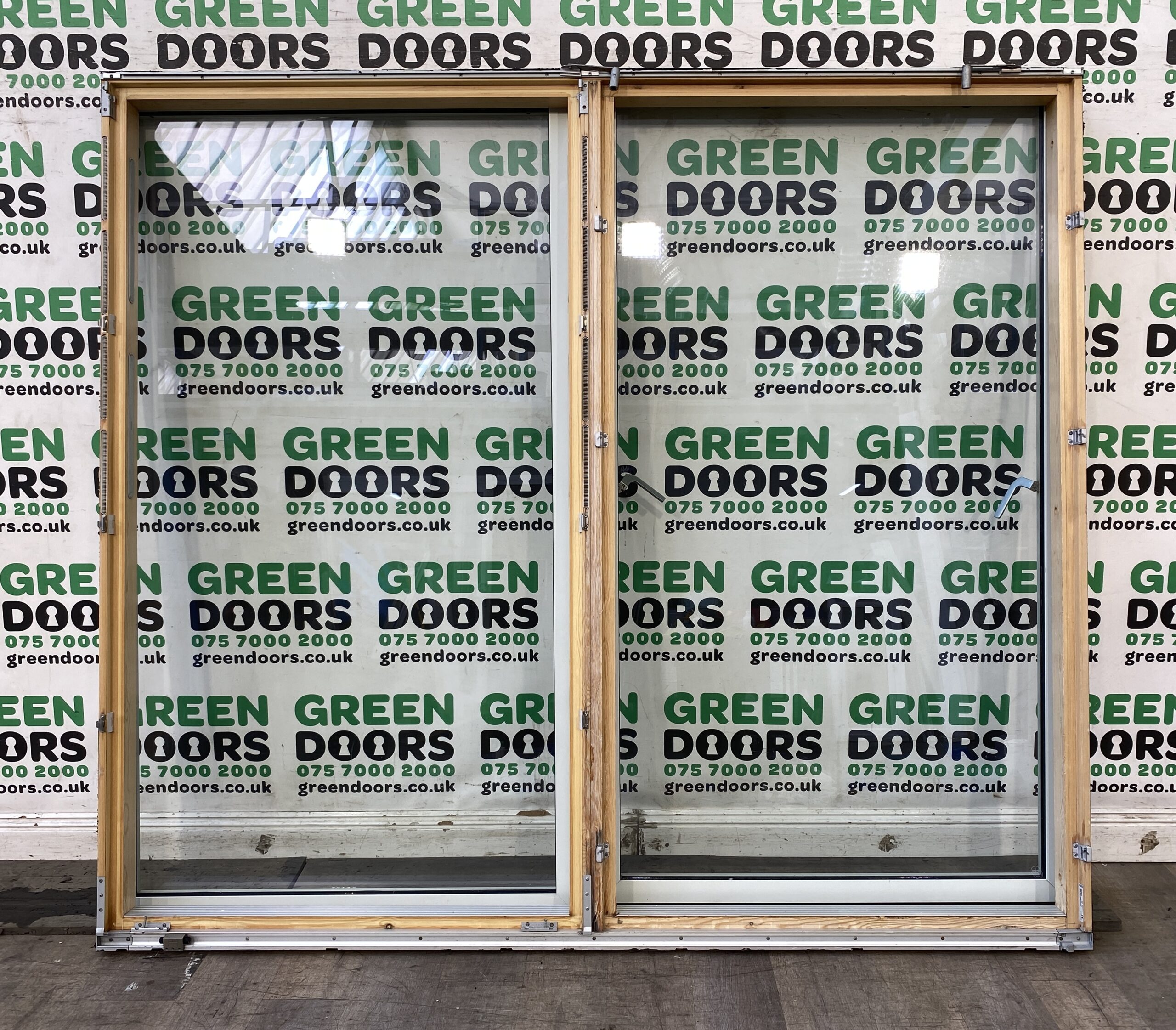 VELFAC ALUCLAD SLIDIGN DOORS PATIO ALUMINIUM WOODEN WHITE EXTERNAL DOUBLE GLAZED