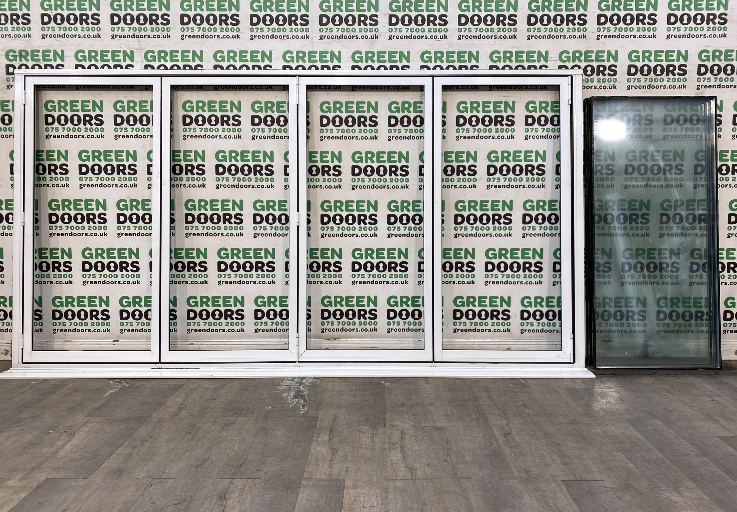 WIDE ALUMINIUM BIFOLDING DOORS BIDOLDS WHITE EXERNAL DOUBLE GLAZED ALI SLIDERS